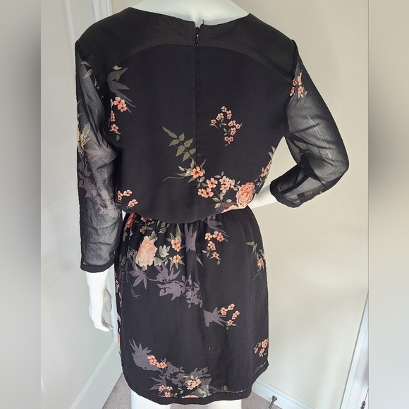 CHIC By Jacob Floral Mid Length Dress size Small - Picture 4 of 7